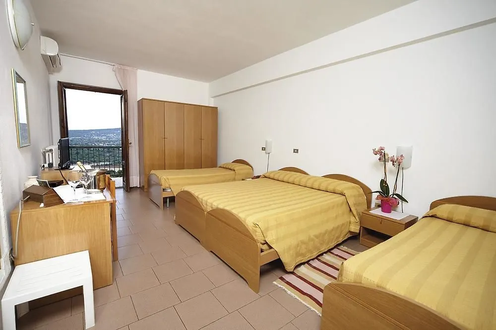 Hotel Ispinigoli Dorgali 3*,